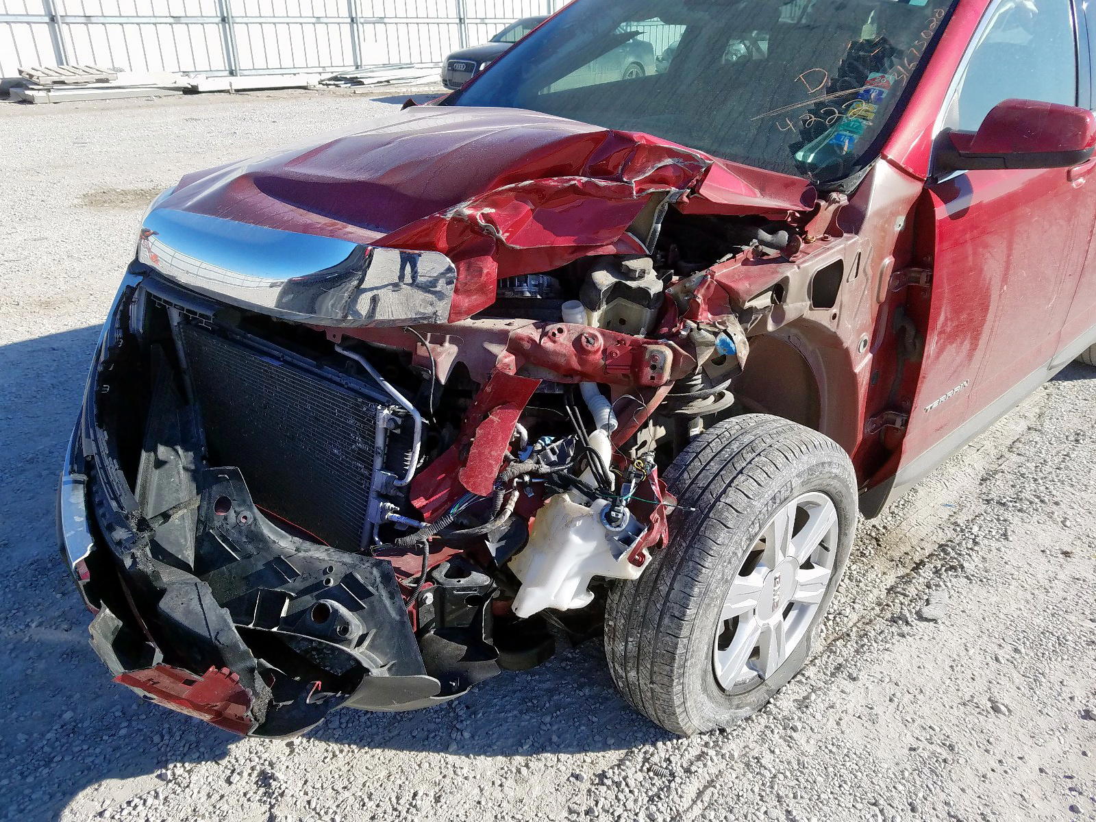 Photo 9 from auction – 2015 GMC TERRAIN SL with VIN 2GKALMEK7F6404222