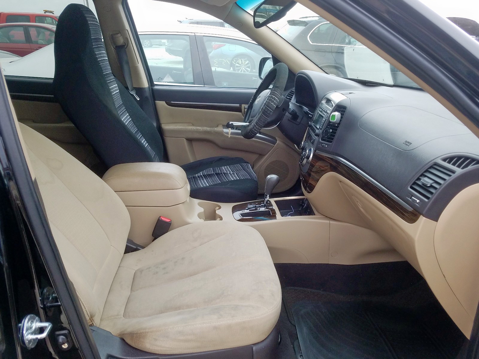Photo 5 from auction – 2010 HYUNDAI SANTA FE G with VIN 5NMSG3AB7AH394488