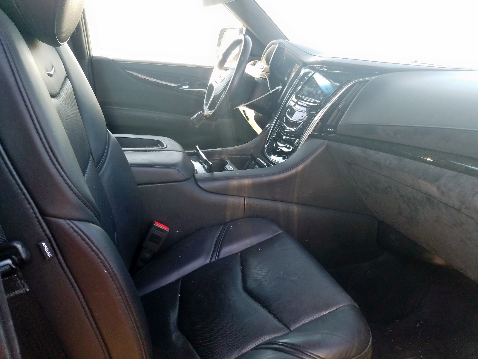 Photo 5 from auction – 2018 CADILLAC ESCALADE P with VIN 1GYS4DKJ7JR266763
