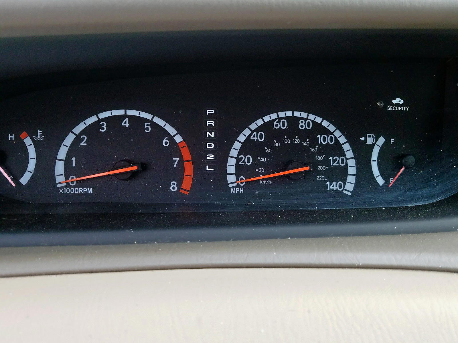 Photo 8 from auction – 2002 TOYOTA AVALON XL with VIN 4T1BF28B32U253166