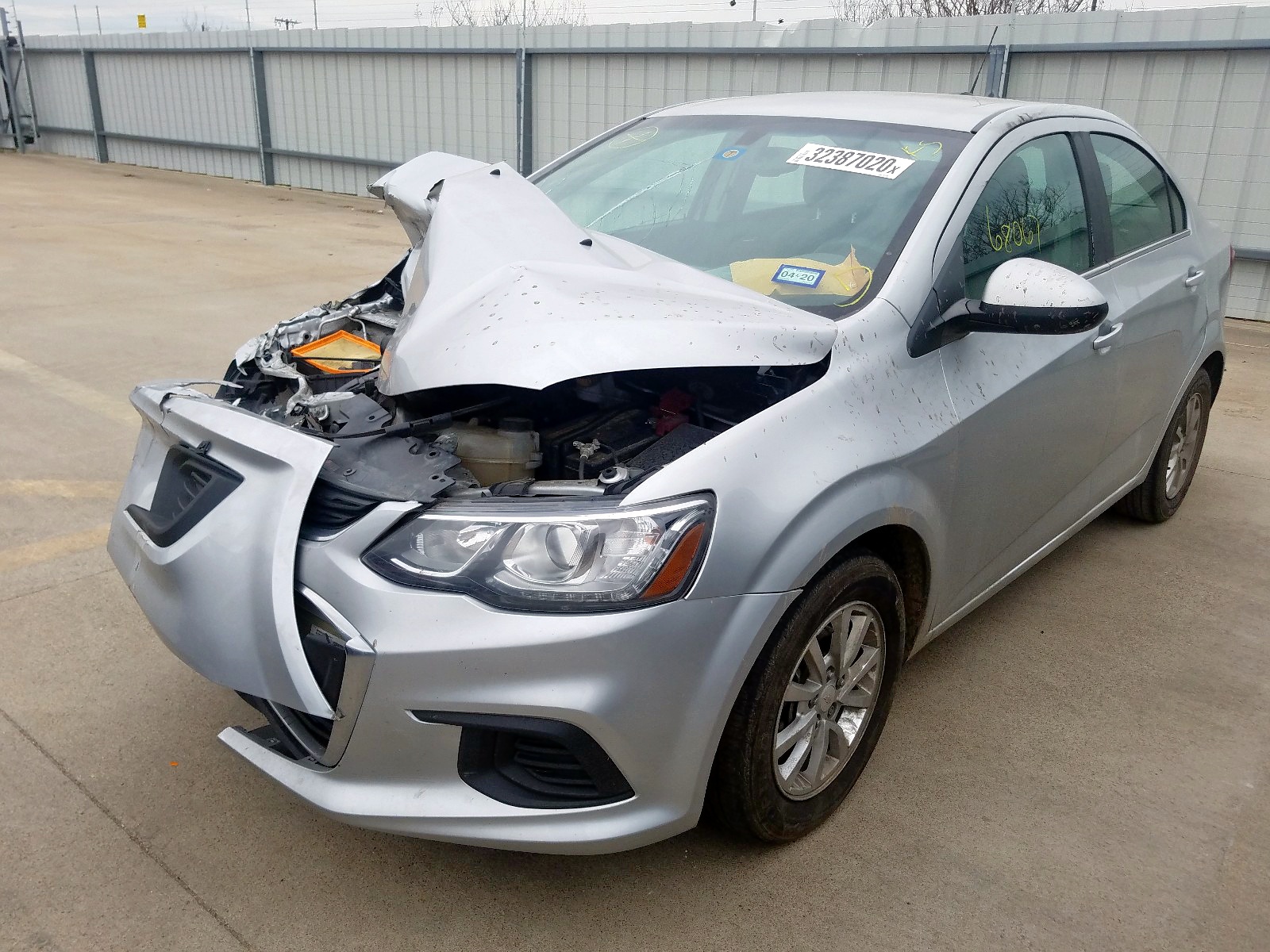 Photo 2 from auction – 2017 CHEVROLET SONIC LT with VIN 1G1JD5SH0H4107720