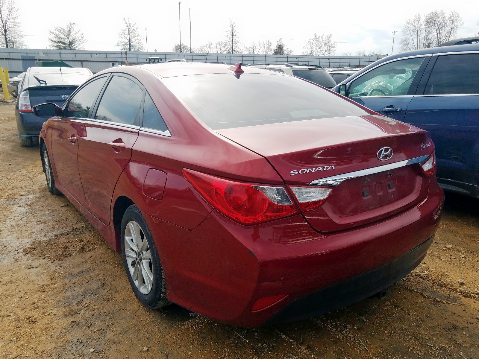 Photo 3 from auction – 2014 HYUNDAI SONATA GLS with VIN 5NPEB4AC6EH882981