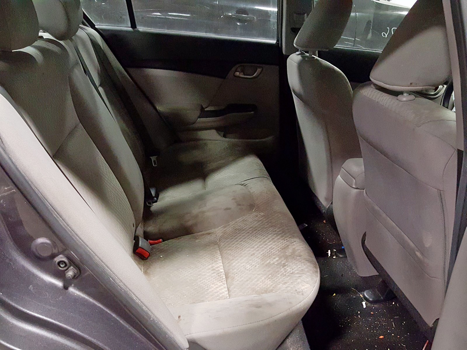 Photo 6 from auction – 2015 HONDA CIVIC LX with VIN 19XFB2F59FE121001