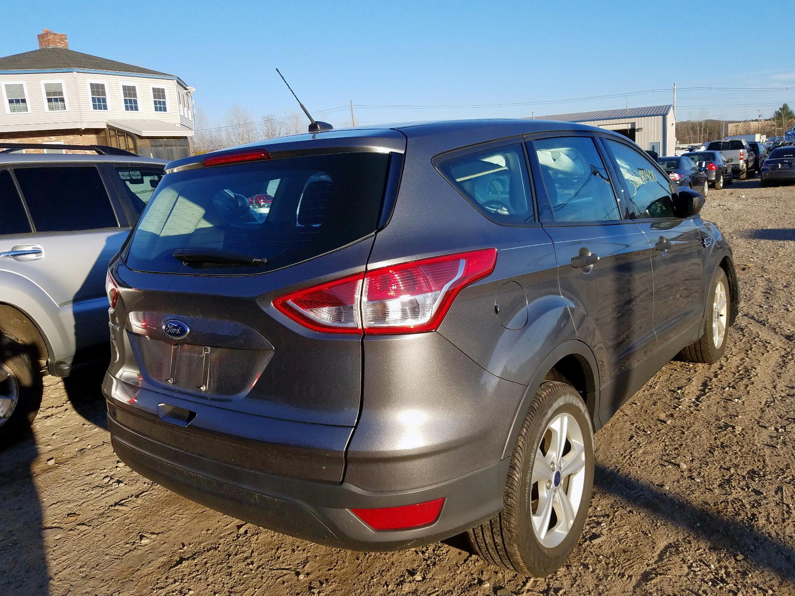 Photo 4 from auction – 2014 FORD ESCAPE S with VIN 1FMCU0F77EUE07413