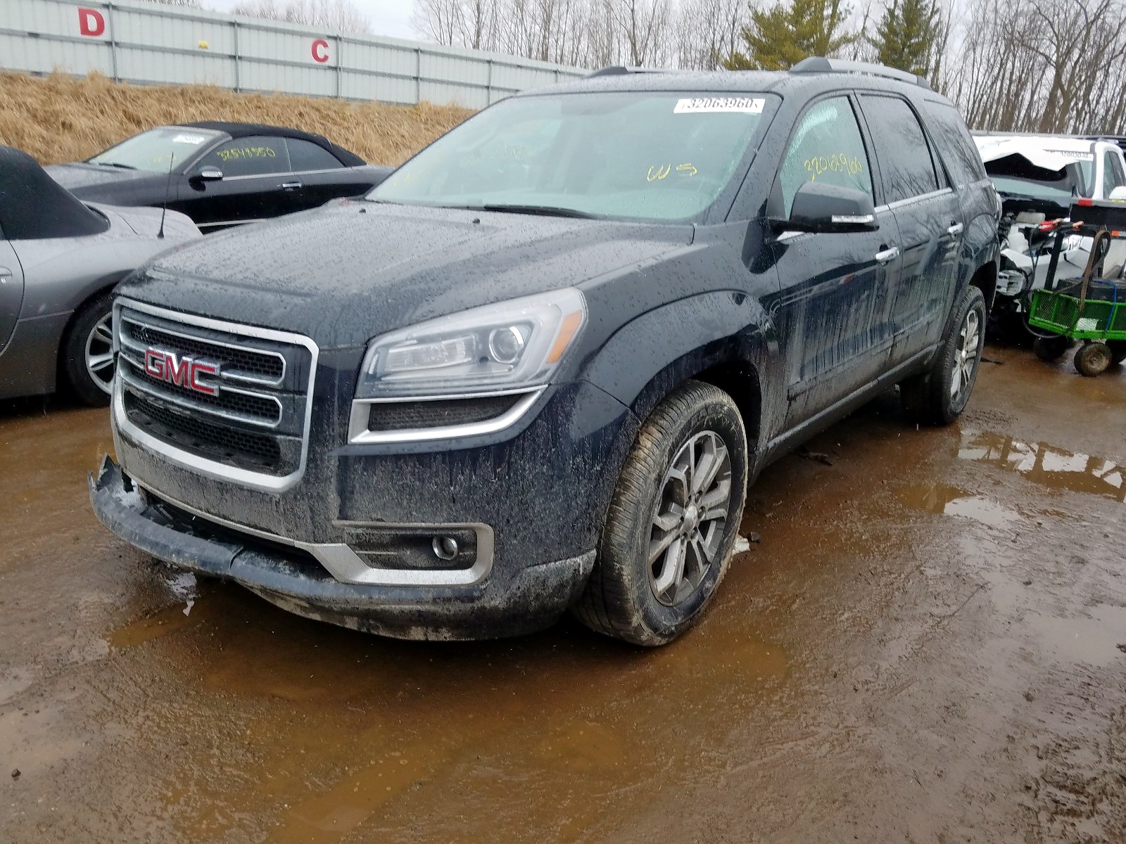 Photo 2 from auction – 2014 GMC ACADIA SLT with VIN 1GKKRRKD8EJ340599