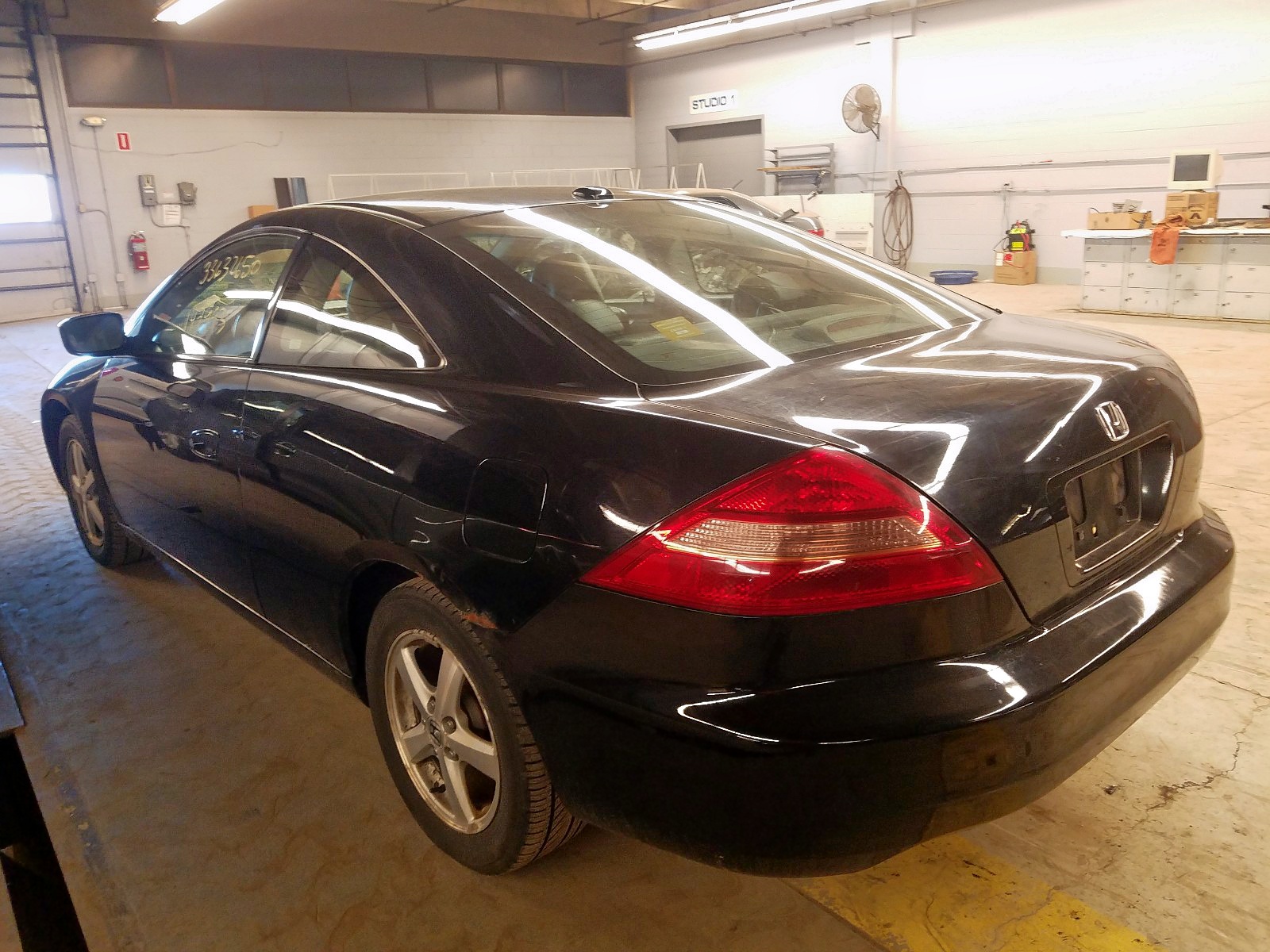 Photo 3 from auction – 2004 HONDA ACCORD EX with VIN 1HGCM72714A011952
