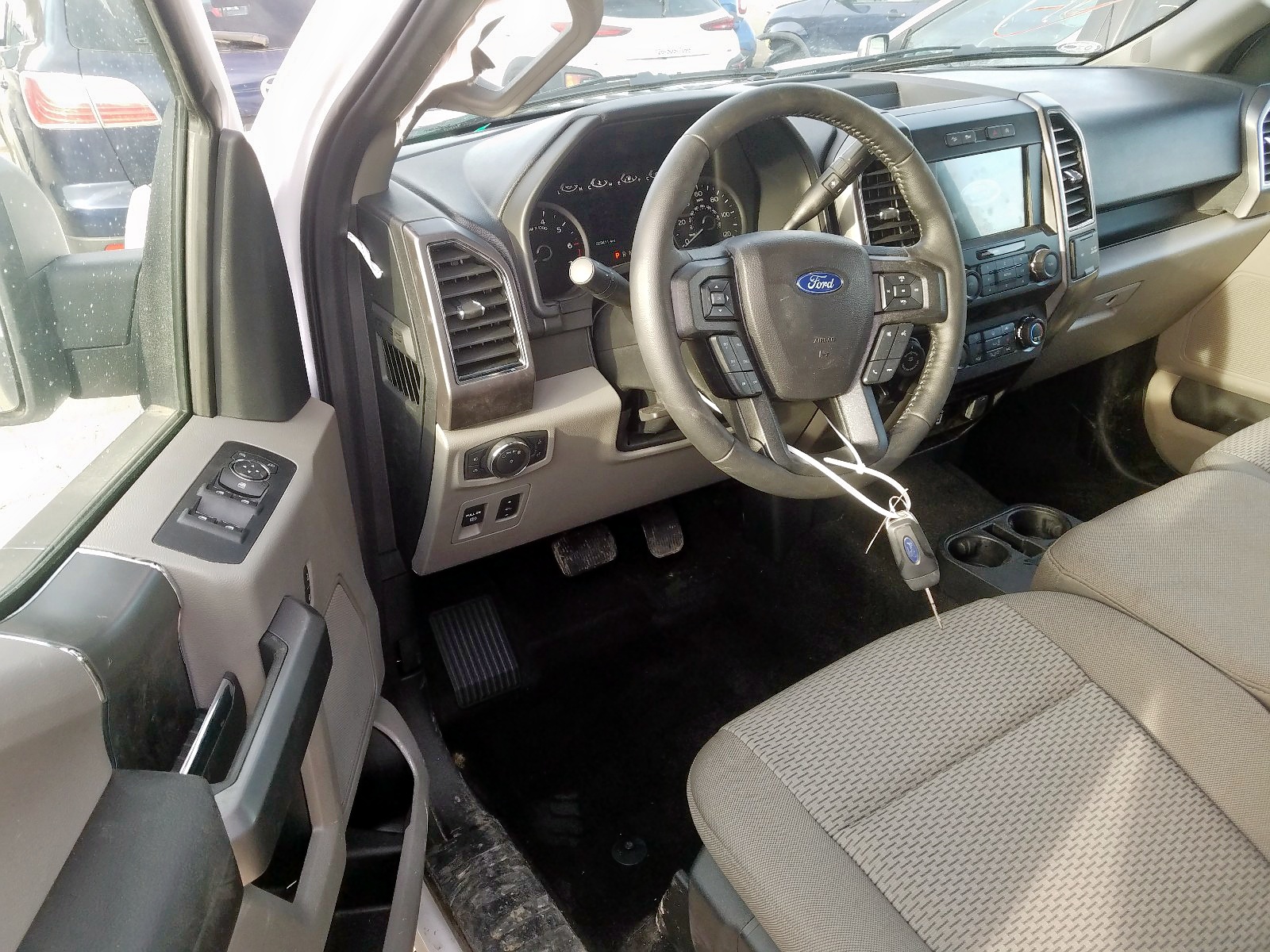 Photo 9 from auction – 2019 FORD F150 SUPER with VIN 1FTEW1E50KKE52648