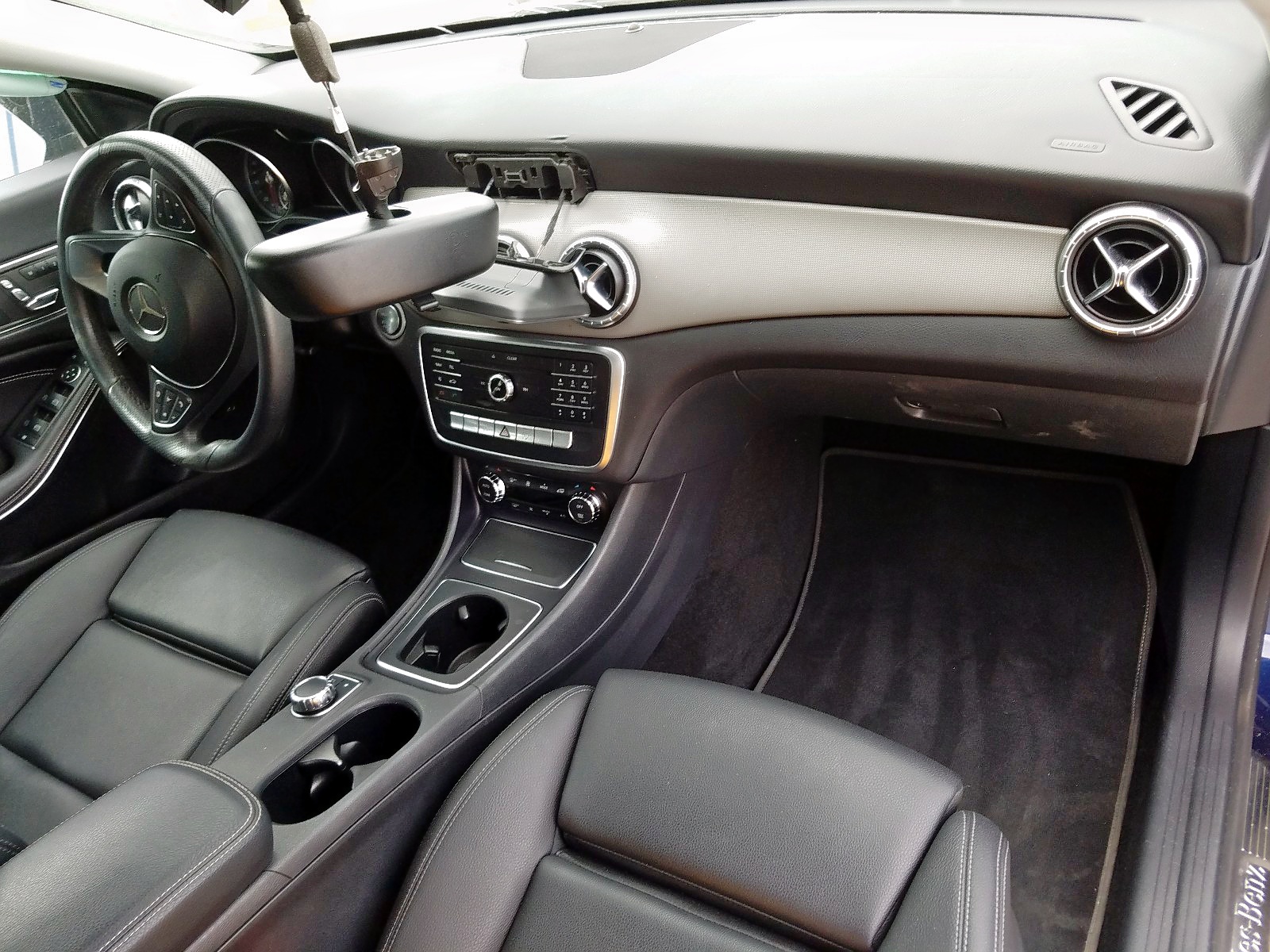 Photo 9 from auction – 2019 MERCEDES-BENZ CLA 250 with VIN WDDSJ4EB4KN722882