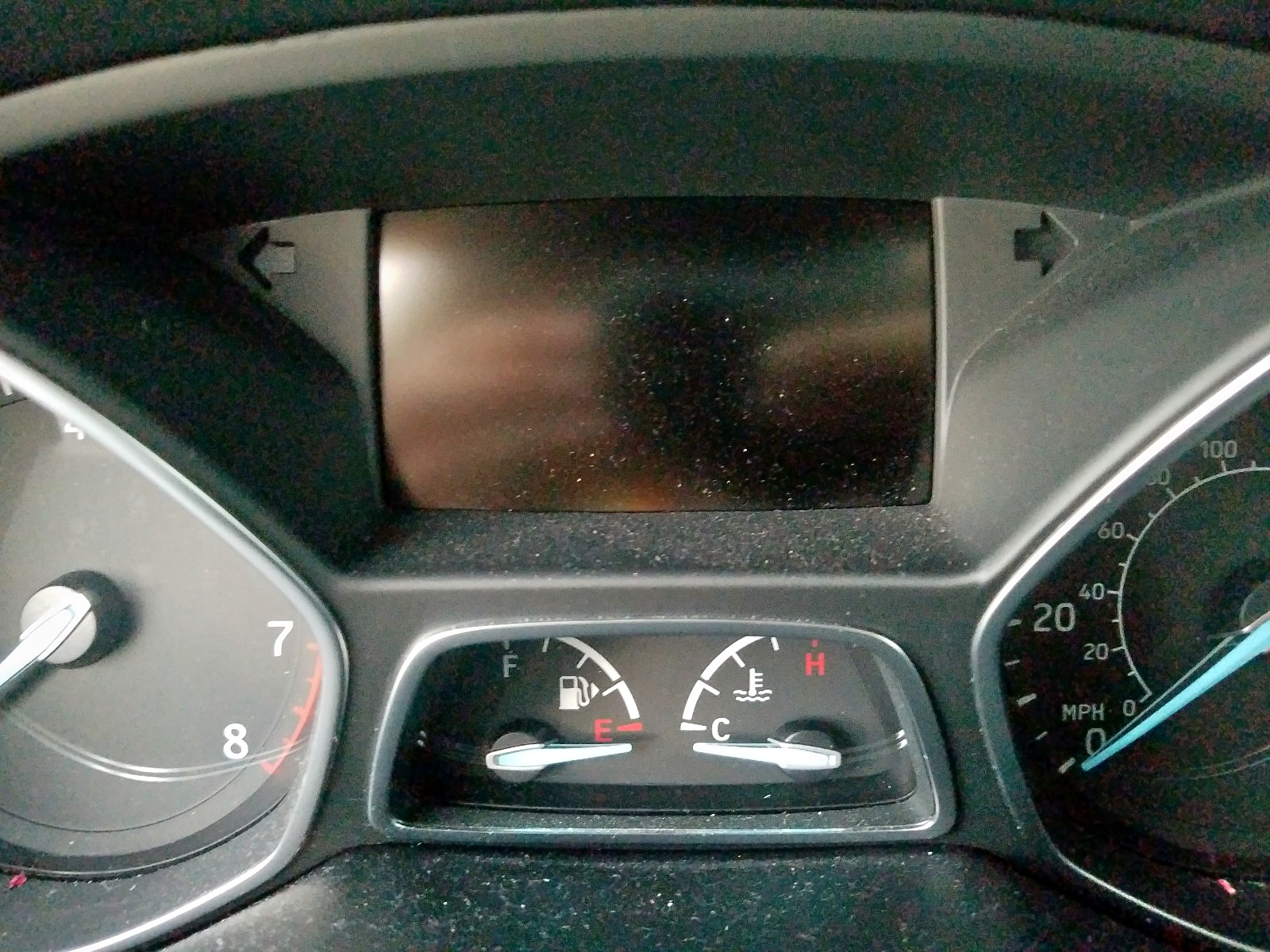 Photo 8 from auction – 2018 FORD ESCAPE TIT with VIN 1FMCU0J92JUA47986