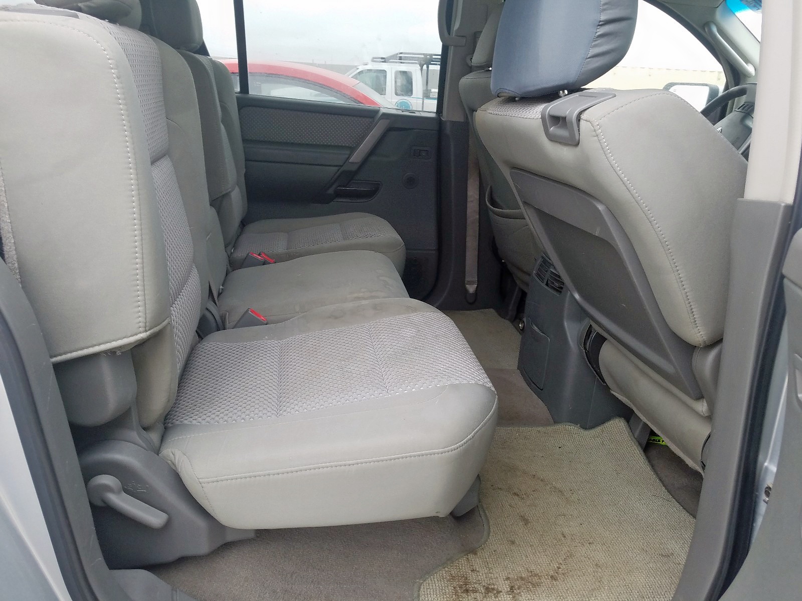 Photo 6 from auction – 2005 NISSAN ARMADA SE with VIN 5N1AA08B65N708363