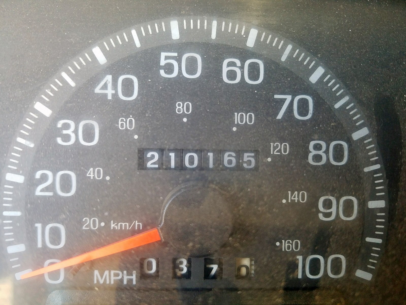Photo 8 from auction – 1997 FORD F150 with VIN 1FTDX18W7VNC46677