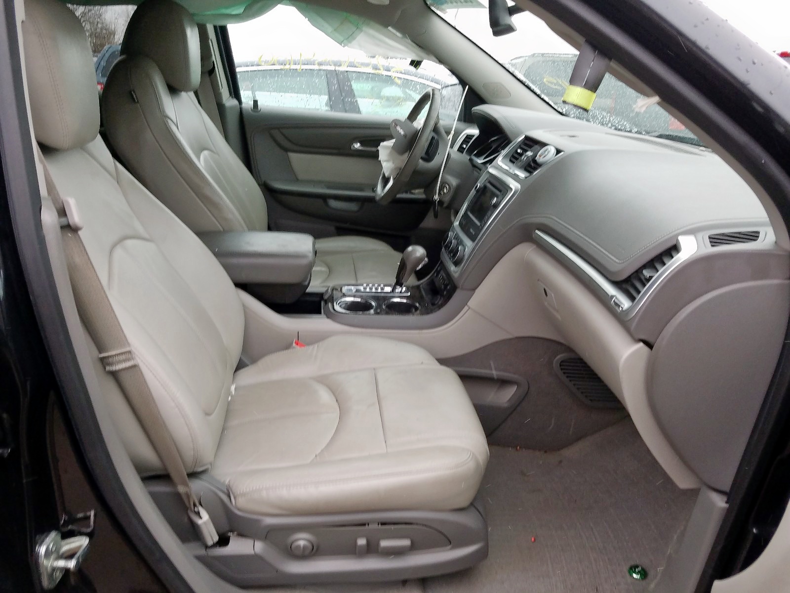 Photo 5 from auction – 2014 GMC ACADIA SLT with VIN 1GKKRRKD8EJ340599