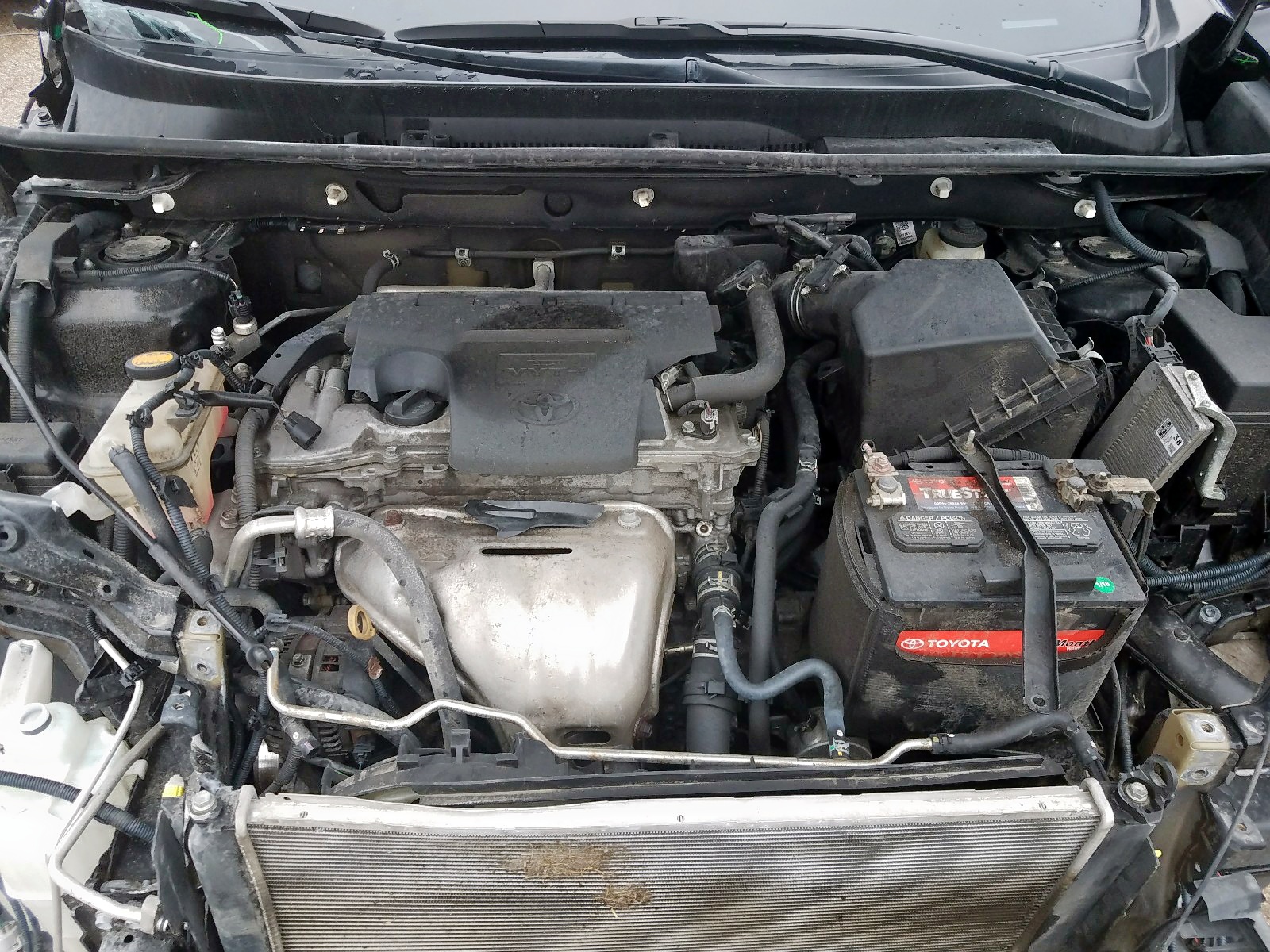 Photo 7 from auction – 2014 TOYOTA RAV4 LE with VIN 2T3ZFREV6EW105871