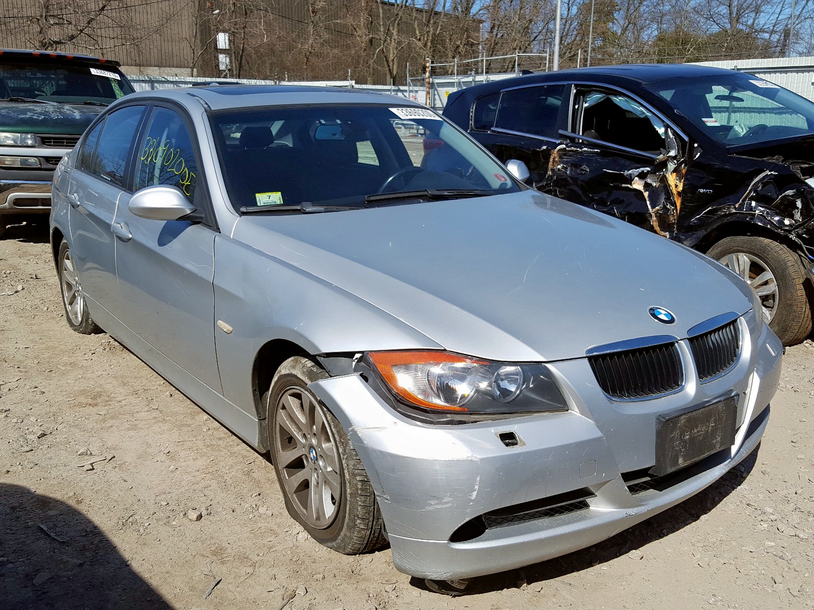 Photo 1 from auction – 2006 BMW 325 XI with VIN WBAVD13536KV05127