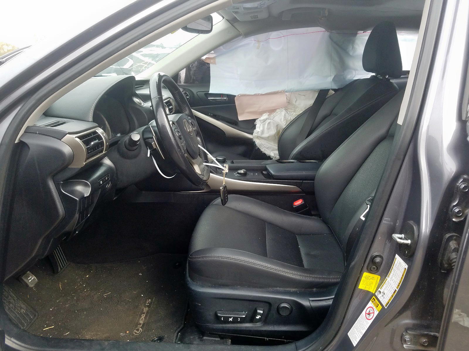 Photo 5 from auction – 2016 LEXUS IS 200T with VIN JTHBA1D25G5002913
