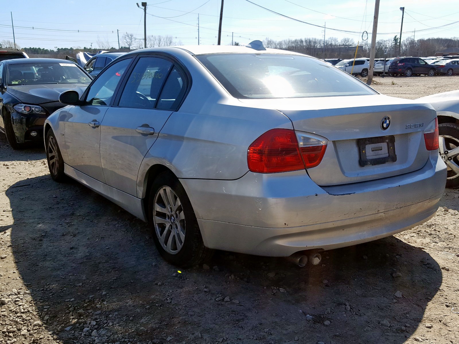 Photo 3 from auction – 2006 BMW 325 XI with VIN WBAVD13536KV05127