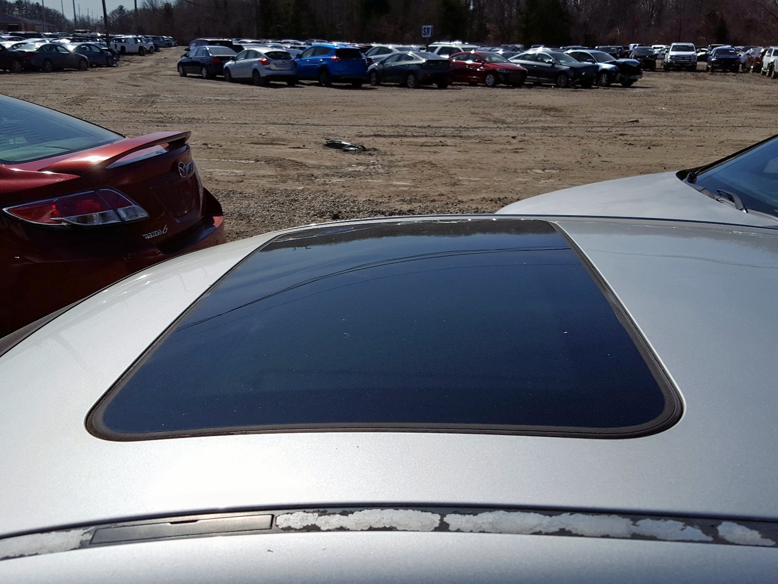 Photo 9 from auction – 2006 BMW 325 XI with VIN WBAVD13536KV05127