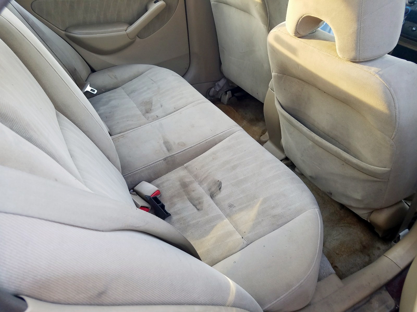 Photo 6 from auction – 2003 HONDA CIVIC LX with VIN 2HGES15533H622393