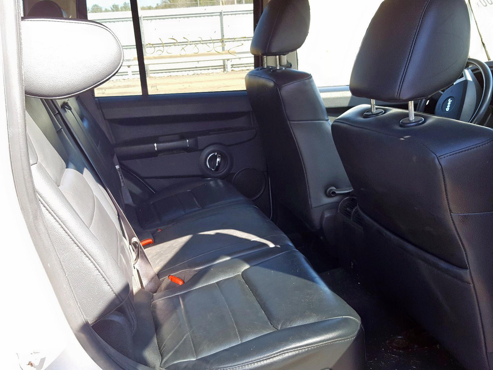 Photo 6 from auction – 2009 JEEP COMMANDER with VIN 1J8HG48K69C530067