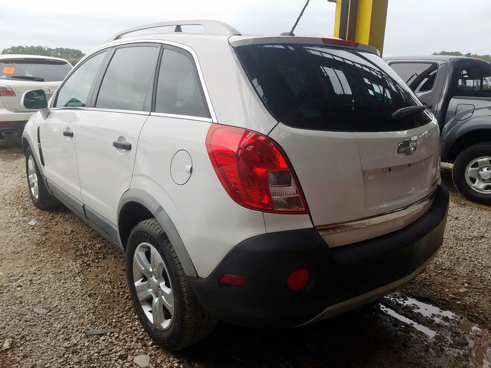 Photo 3 from auction – 2014 CHEVROLET CAPTIVA LS with VIN 3GNAL2EK1ES552051