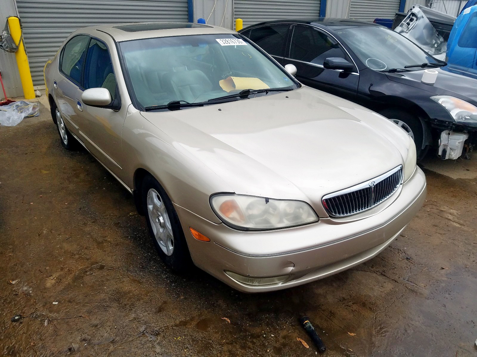 Photo 1 from auction – 2000 INFINITI I30 with VIN JNKCA31A8YT214651
