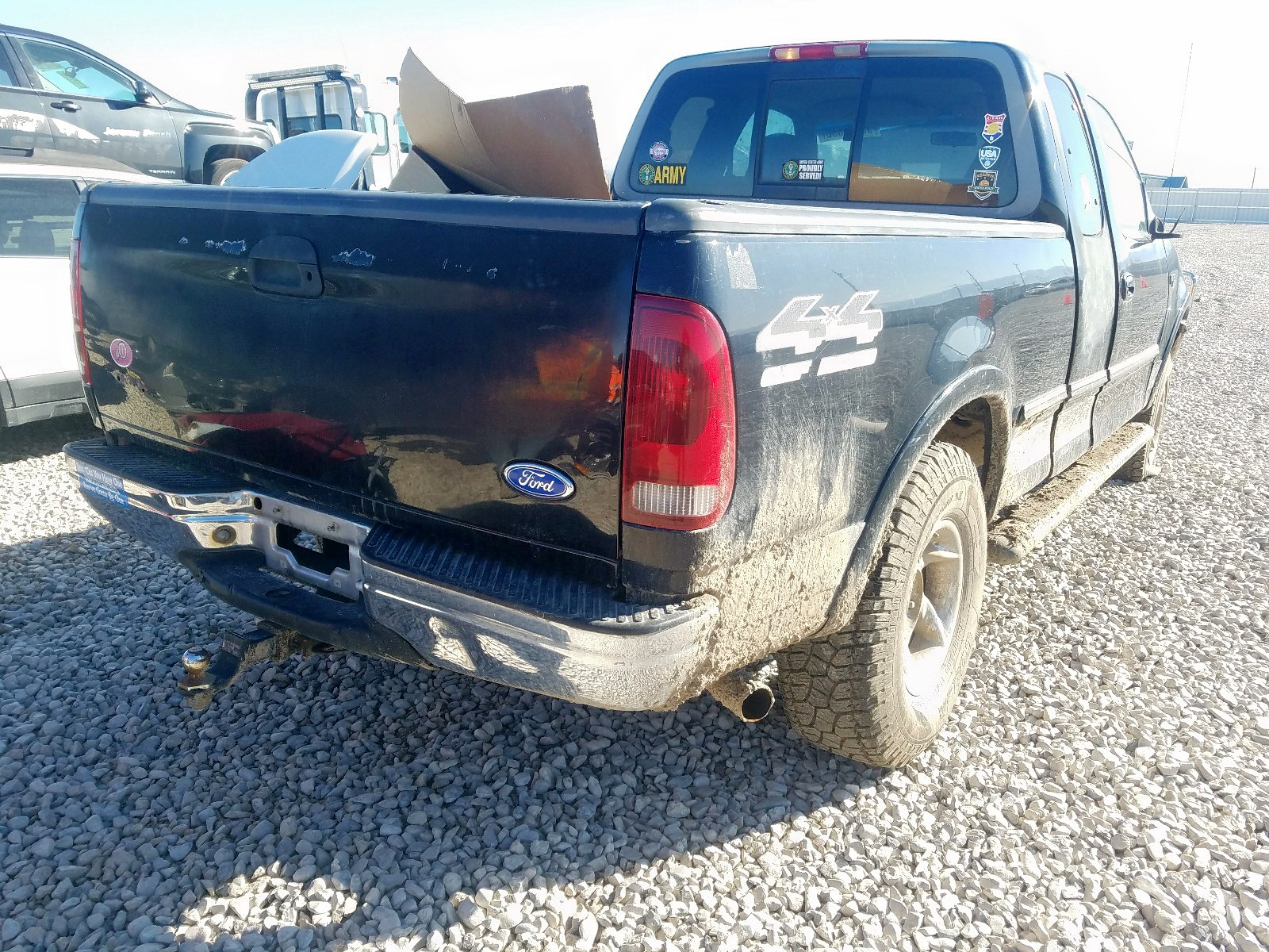 Photo 4 from auction – 1997 FORD F150 with VIN 1FTDX18W7VNC46677
