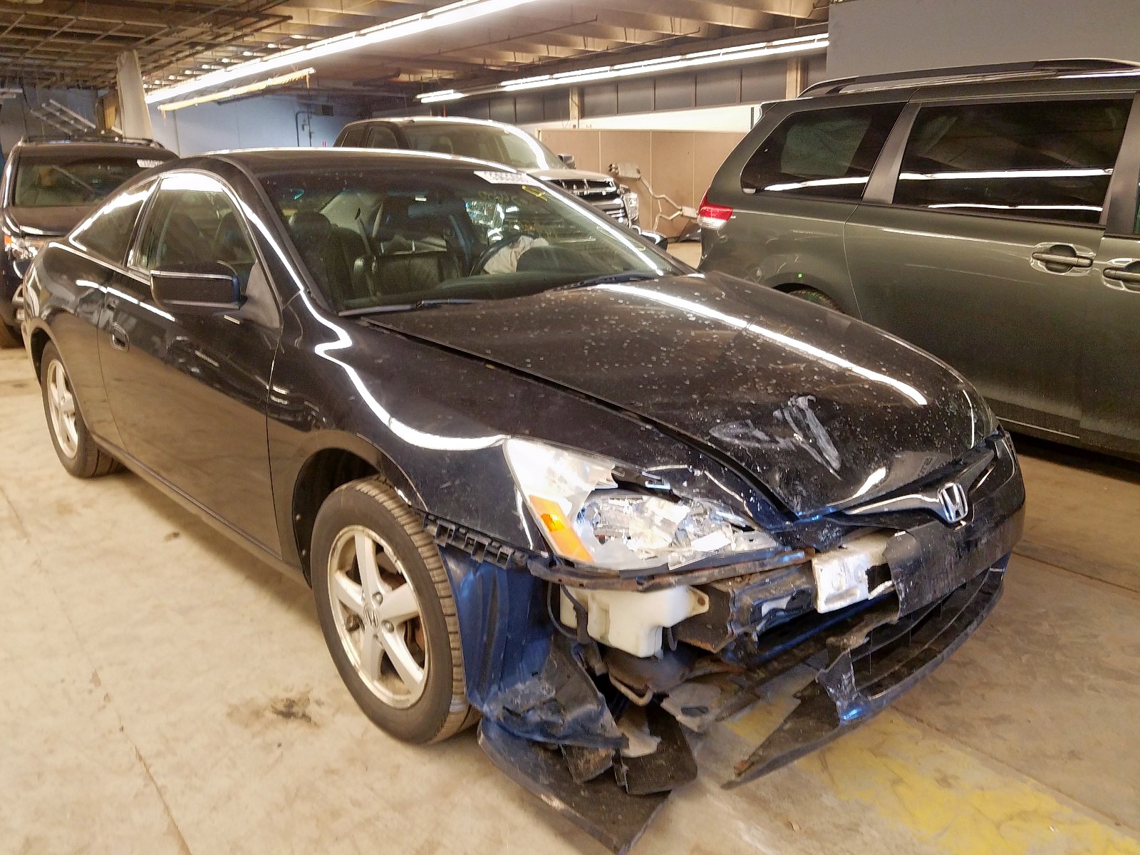 HONDA ACCORD EX 2004 with VIN 1HGCM72714A011952 - Photo from auction