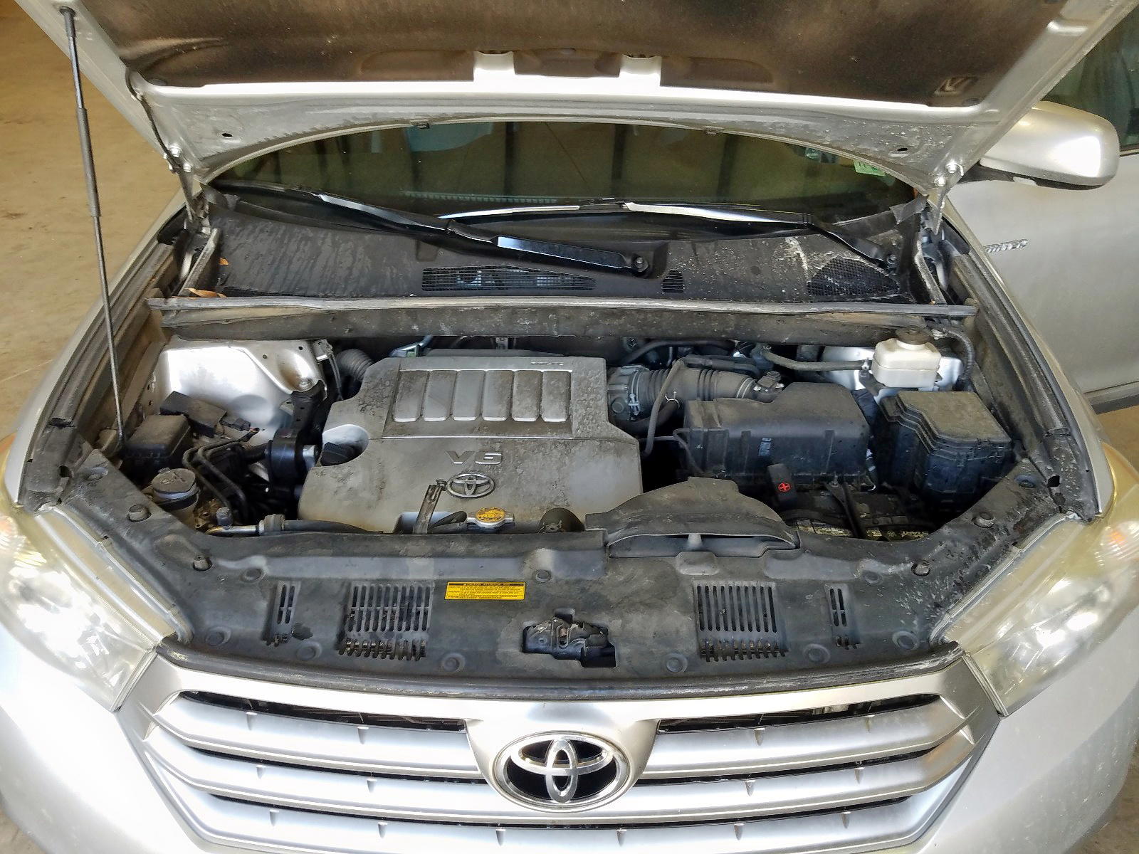 Photo 7 from auction – 2013 TOYOTA HIGHLANDER with VIN 5TDYK3EH0DS117433