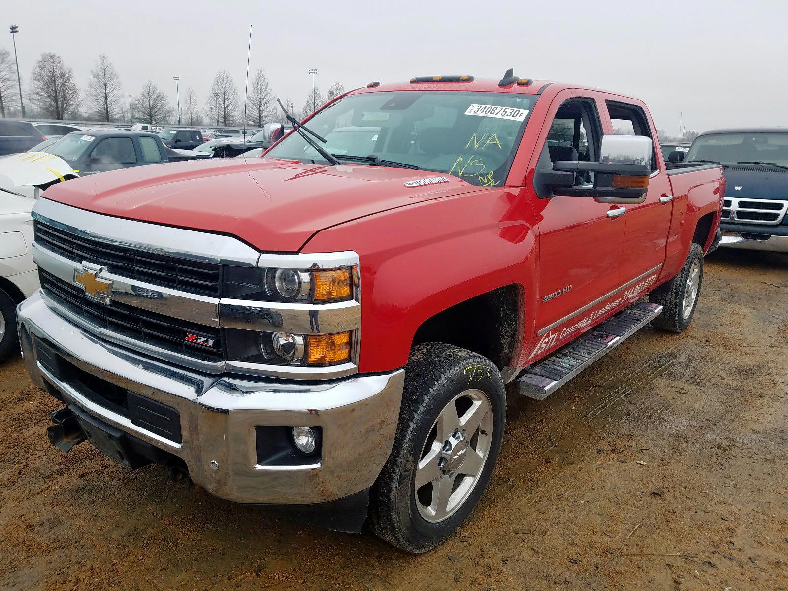 Photo 2 from auction – 2015 CHEVROLET SILVERADO with VIN 1GC1KWE85FF652246
