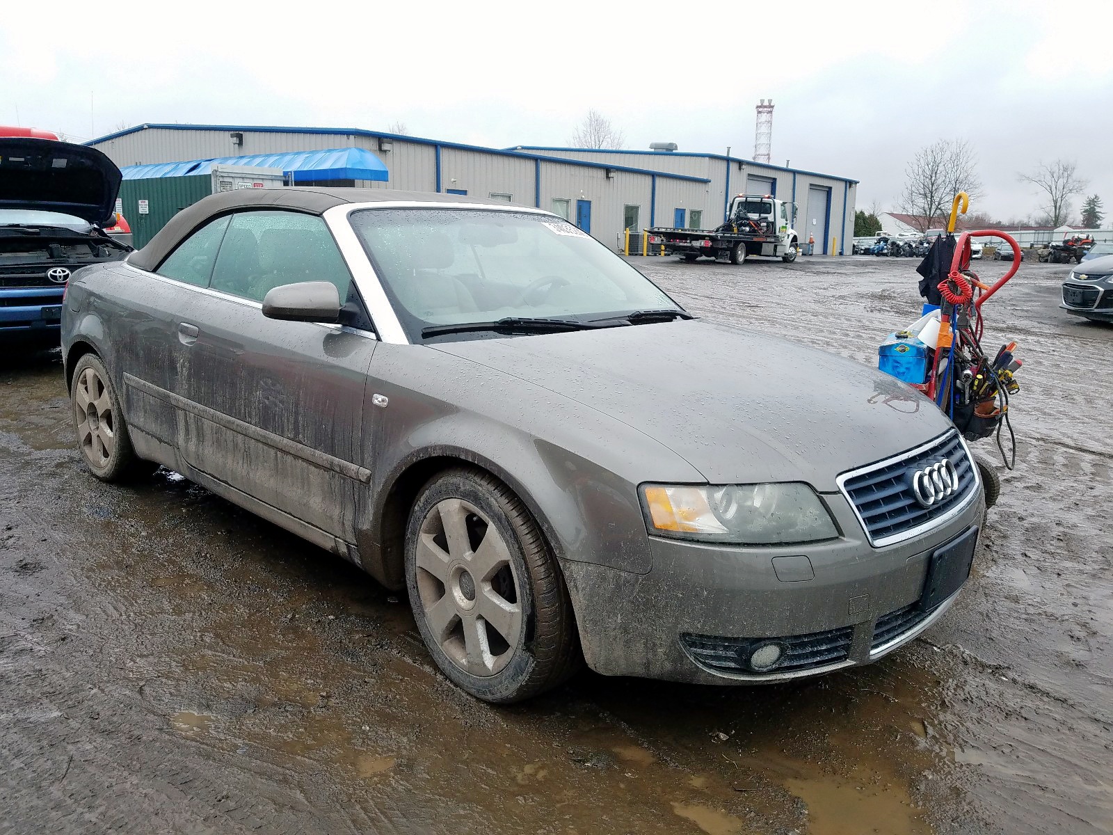 AUDI A4 1.8 CAB 2005 z numerem VIN WAUAC48H65K008657 - Zdjęcie z aukcji