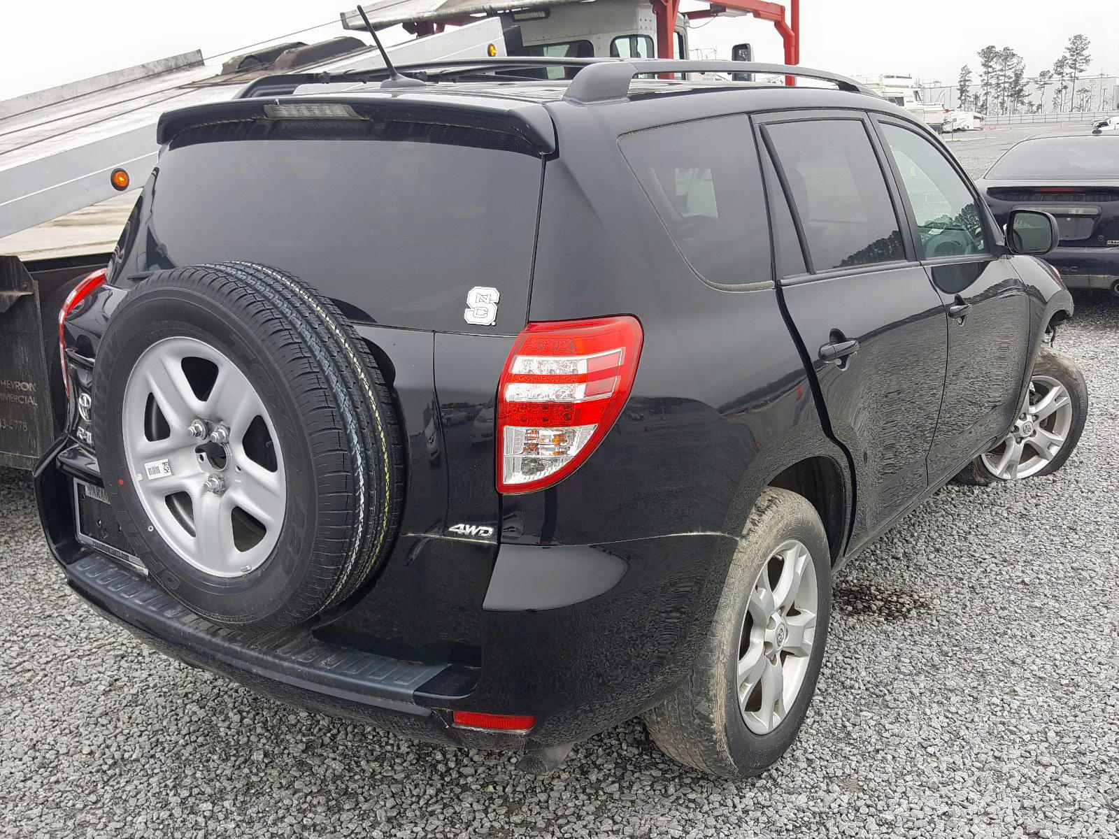 Photo 4 from auction – 2011 TOYOTA RAV4 with VIN 2T3BF4DV4BW091731