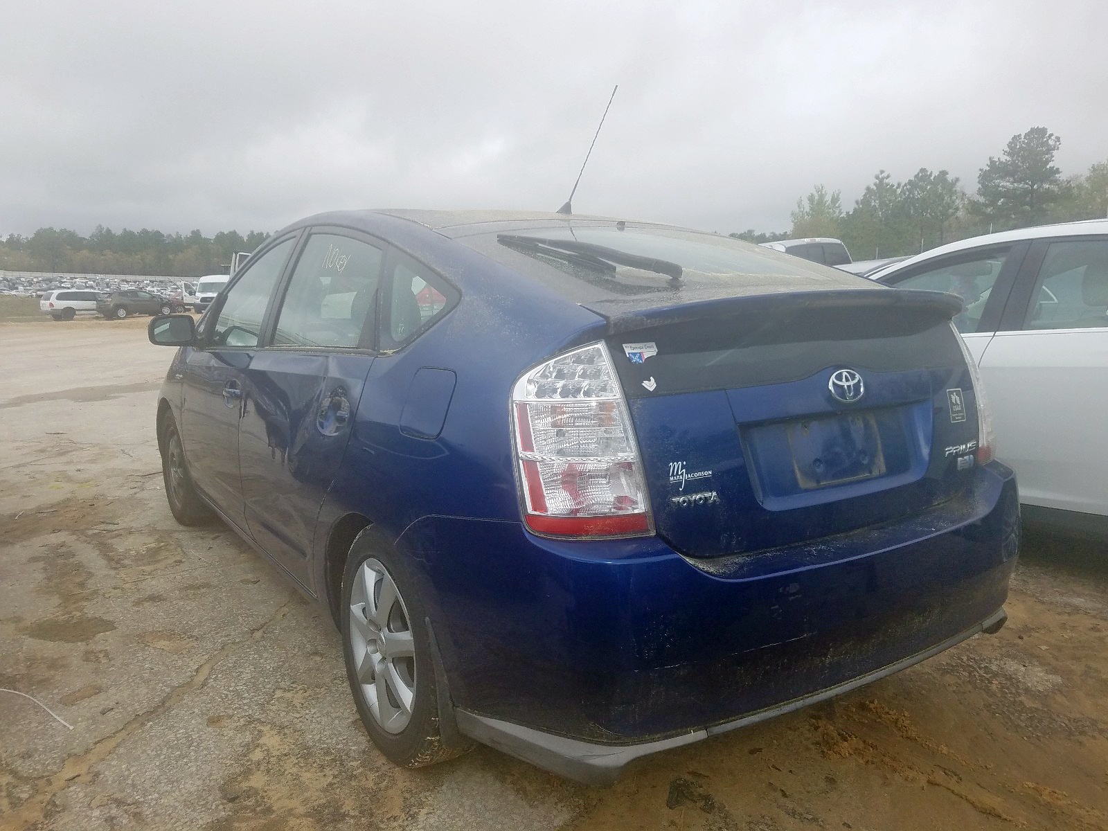 Photo 3 from auction – 2008 TOYOTA PRIUS with VIN JTDKB20U087701075