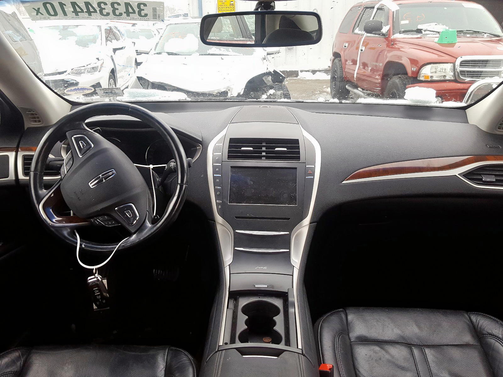 Photo 9 from auction – 2016 LINCOLN MKZ with VIN 3LN6L2GK7GR606924