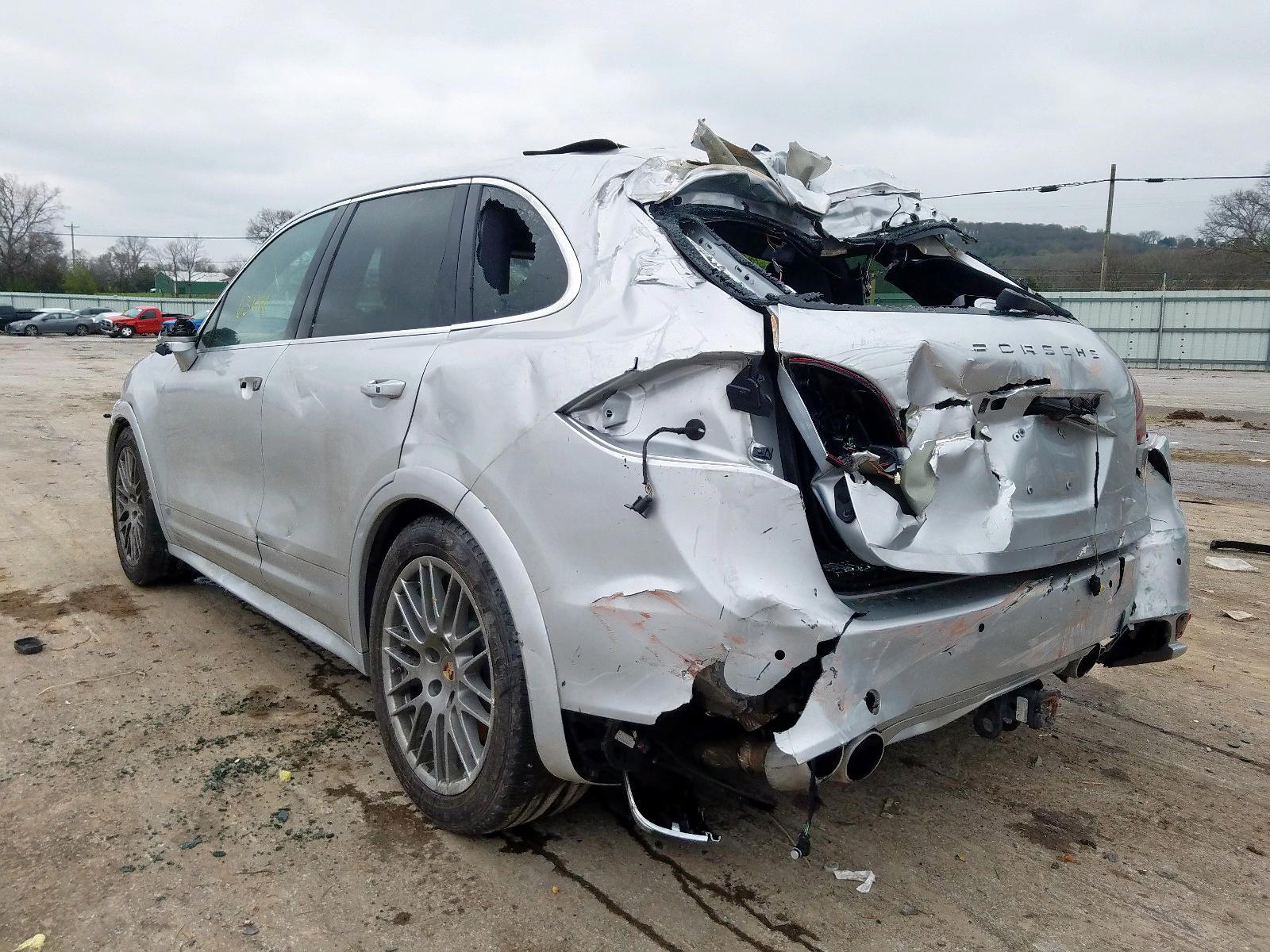 Photo 3 from auction – 2012 PORSCHE CAYENNE TU with VIN WP1AC2A22CLA83682