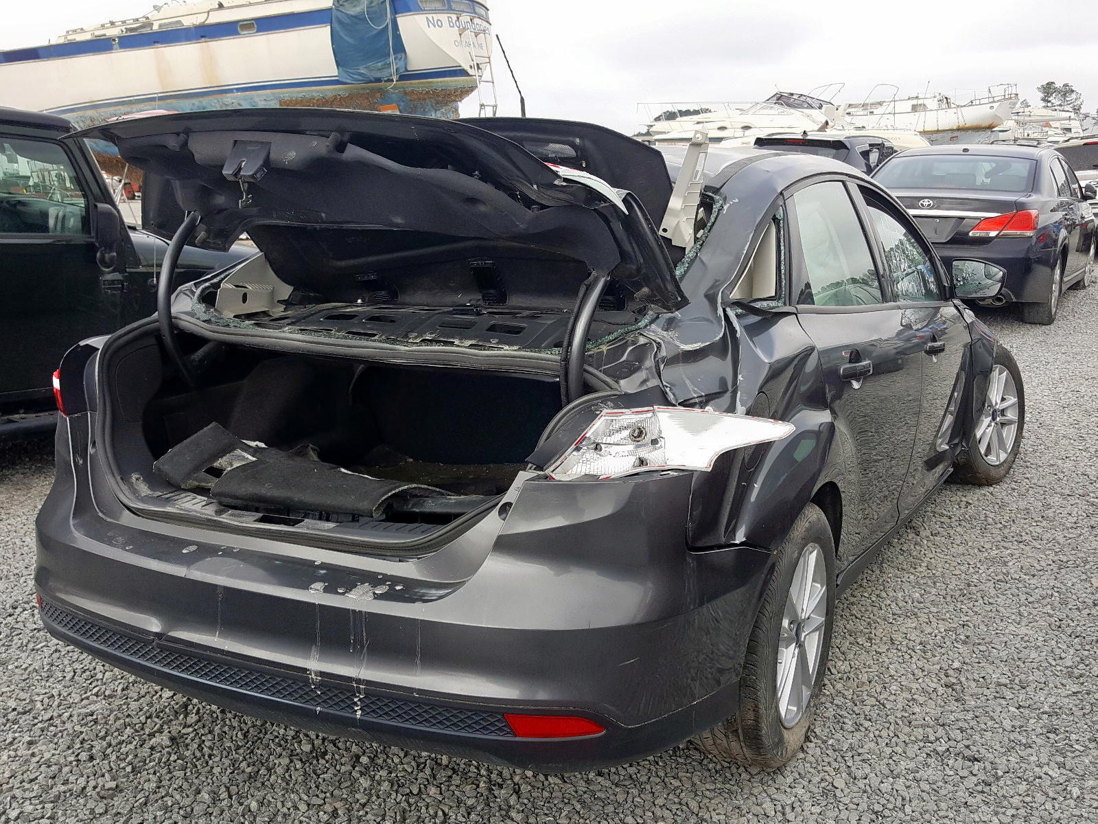 Photo 4 from auction – 2018 FORD FOCUS SE with VIN 1FADP3F25JL291348