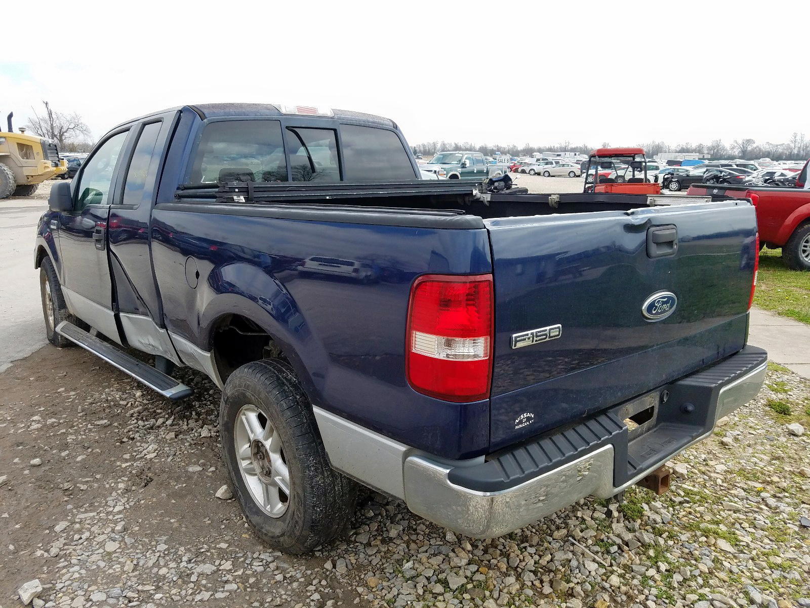 Photo 3 from auction – 2005 FORD F150 with VIN 1FTRX12W85NB87198