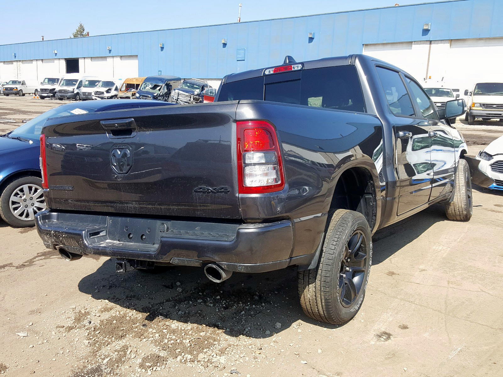 Photo 4 from auction – 2020 RAM 1500 BIG H with VIN 1C6SRFFT1LN216604