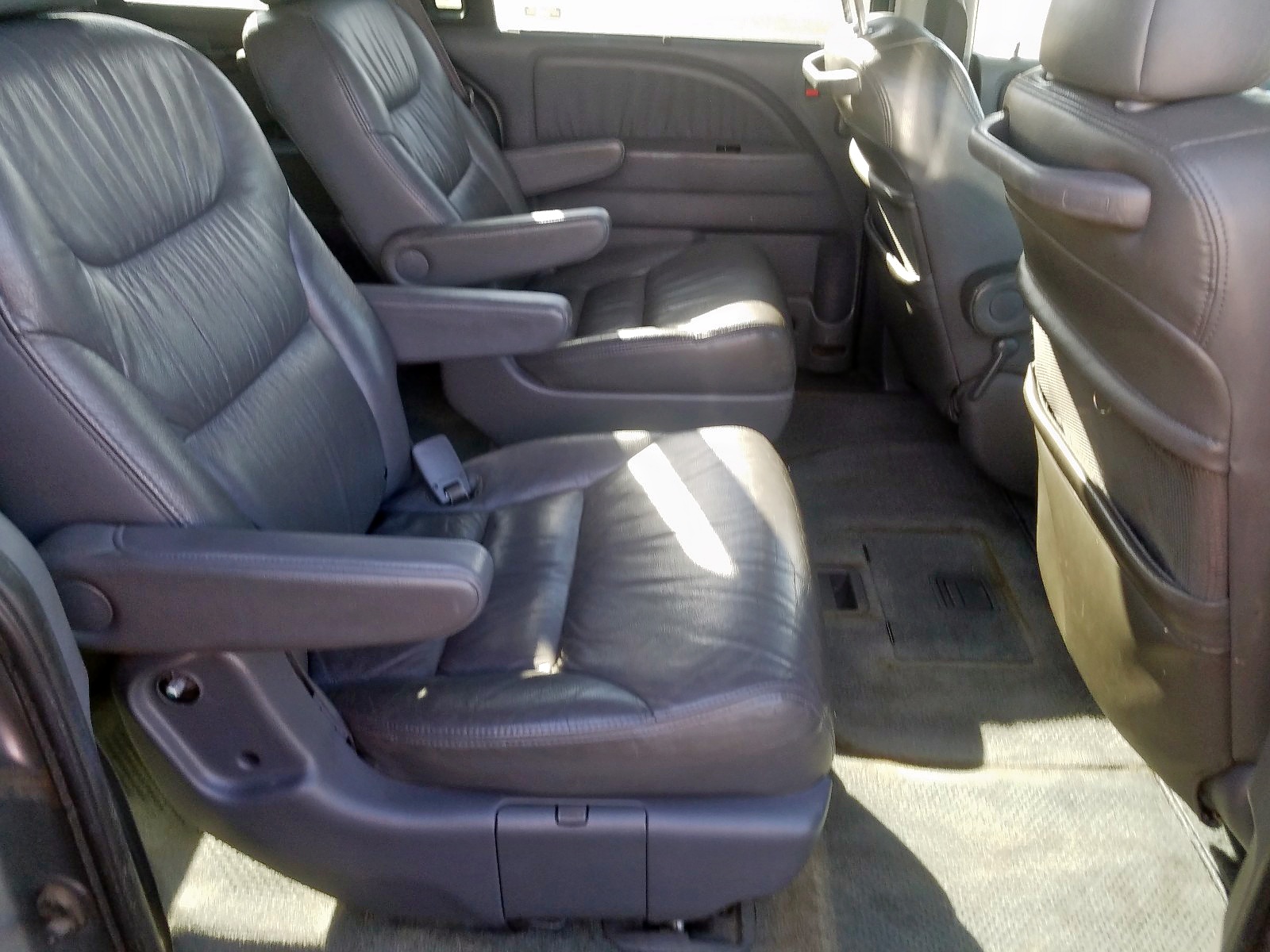 Photo 6 from auction – 2007 HONDA ODYSSEY EX with VIN 5FNRL38677B037549