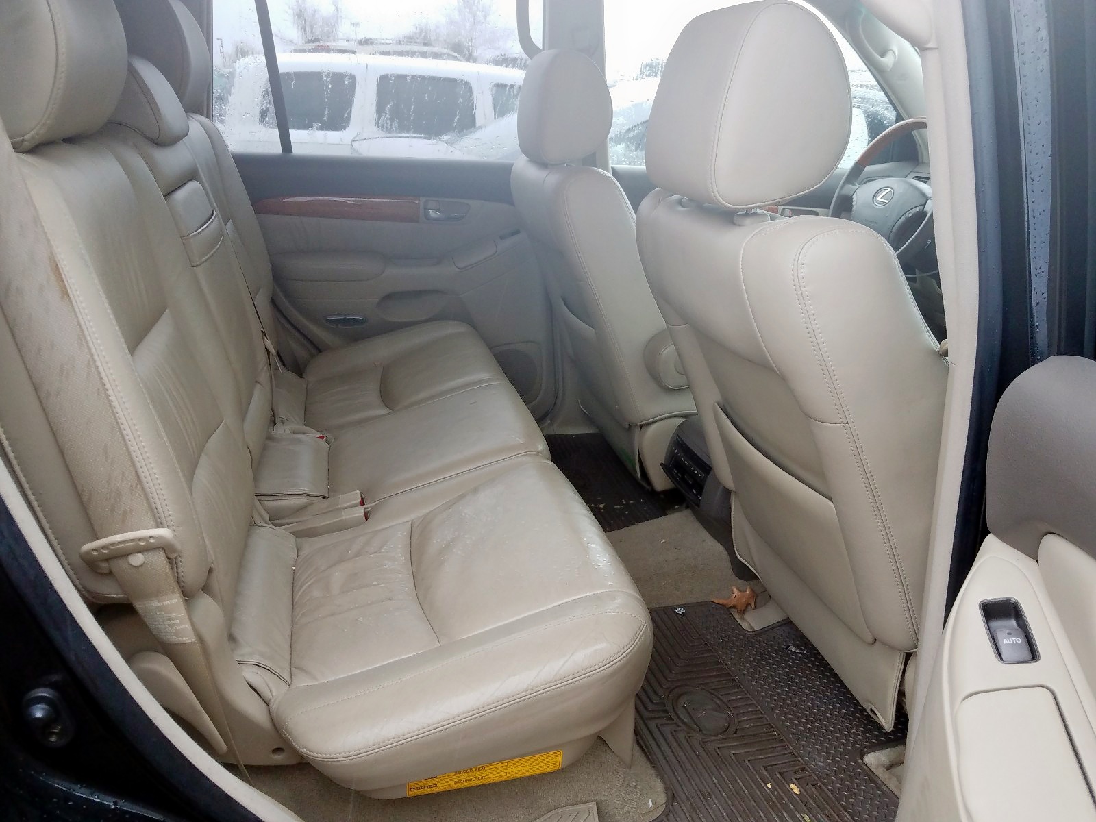 Photo 6 from auction – 2006 LEXUS GX 470 with VIN JTJBT20X960108986
