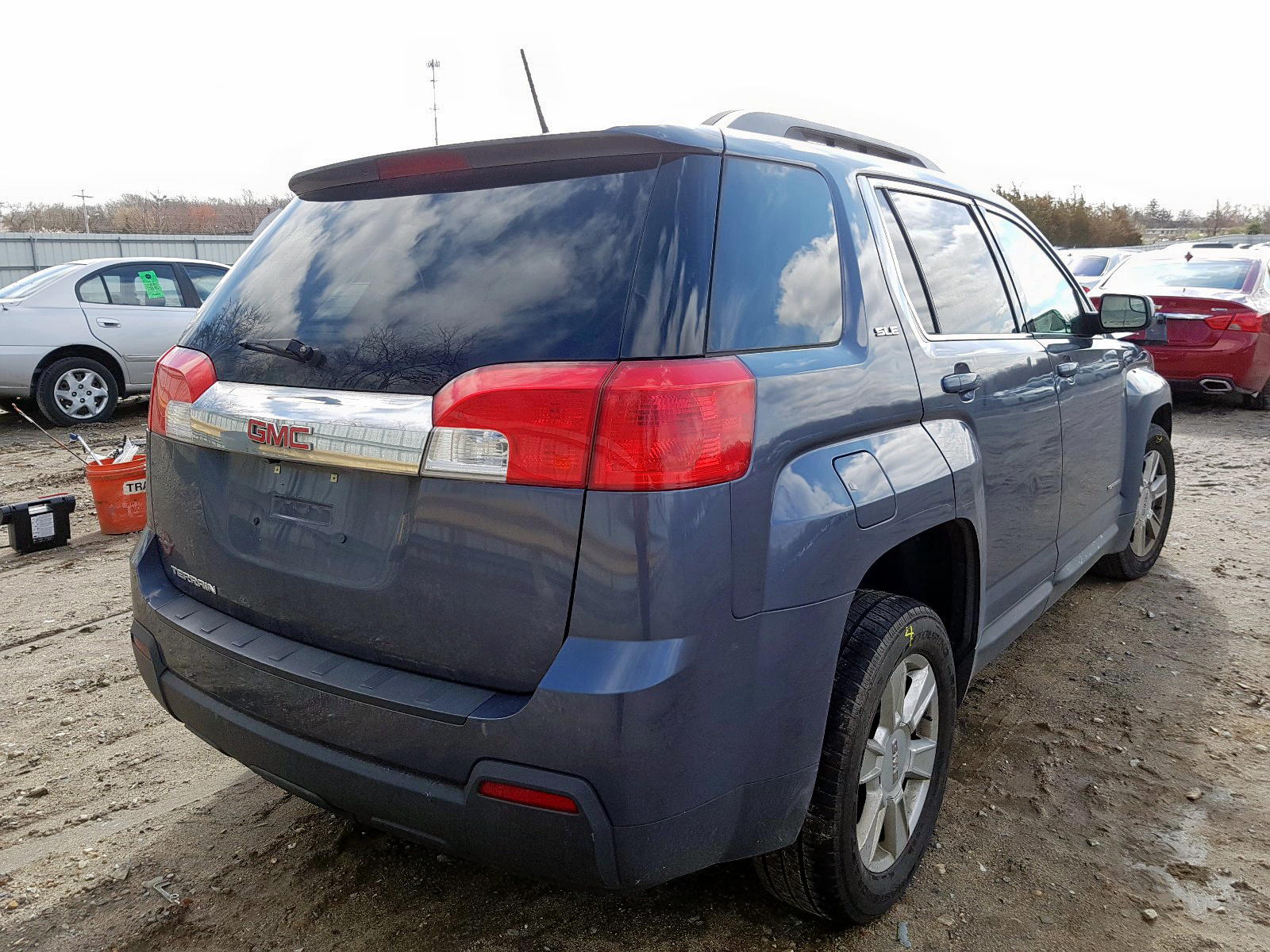 Photo 4 from auction – 2013 GMC TERRAIN SL with VIN 2GKALSEK1D6385801