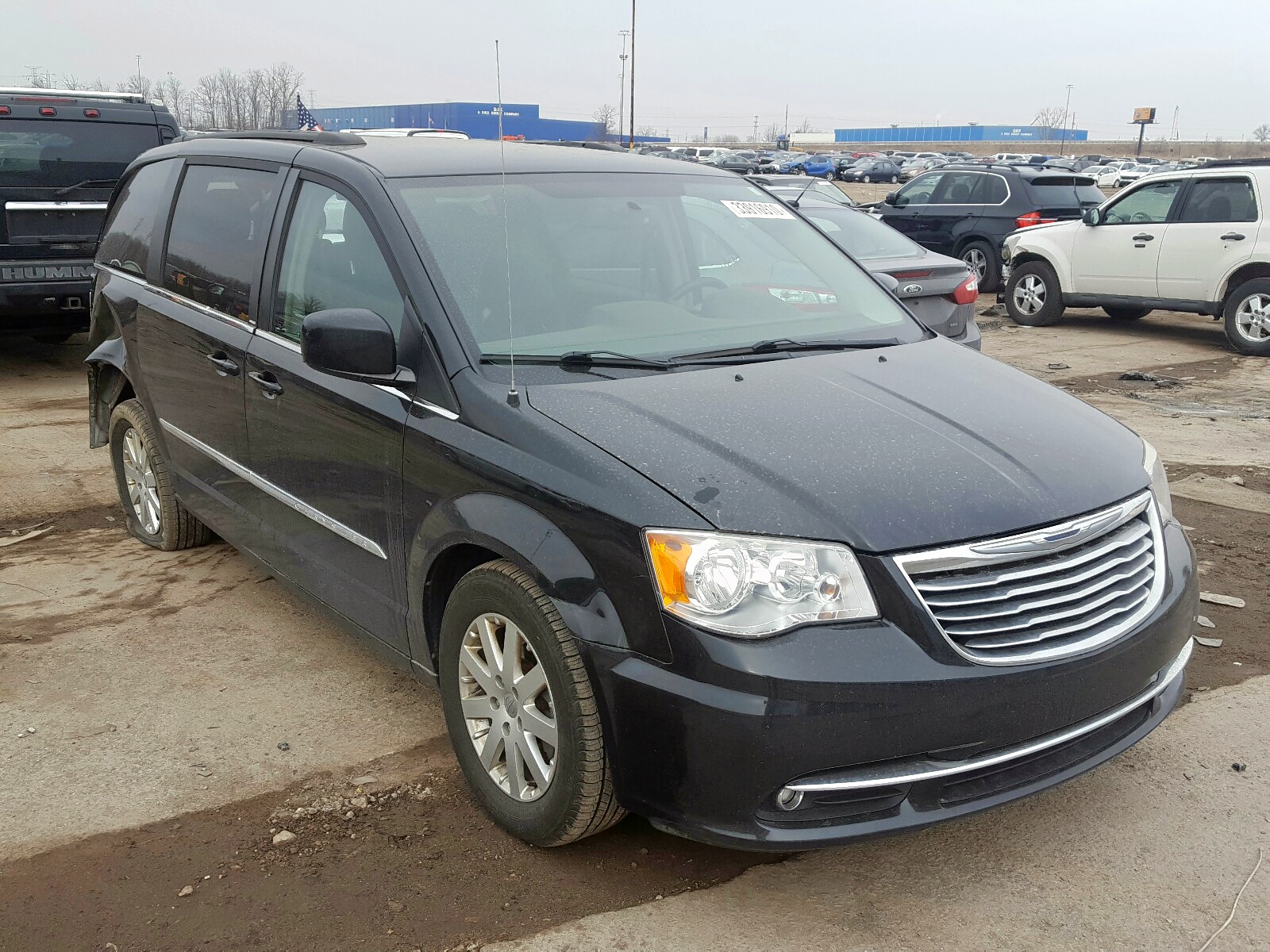 Photo 1 from auction – 2013 CHRYSLER TOWN & COU with VIN 2C4RC1BG4DR708696
