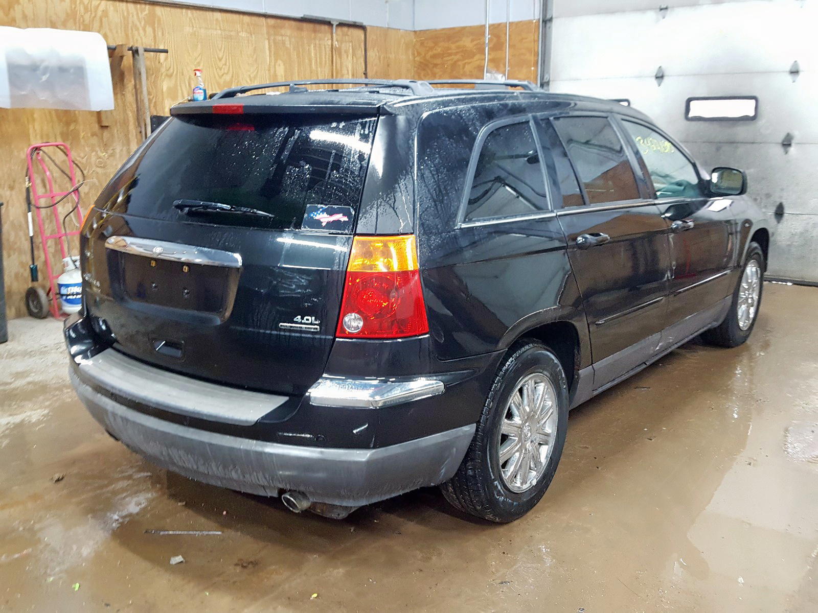 Photo 4 from auction – 2007 CHRYSLER PACIFICA T with VIN 2A8GF68X87R211991