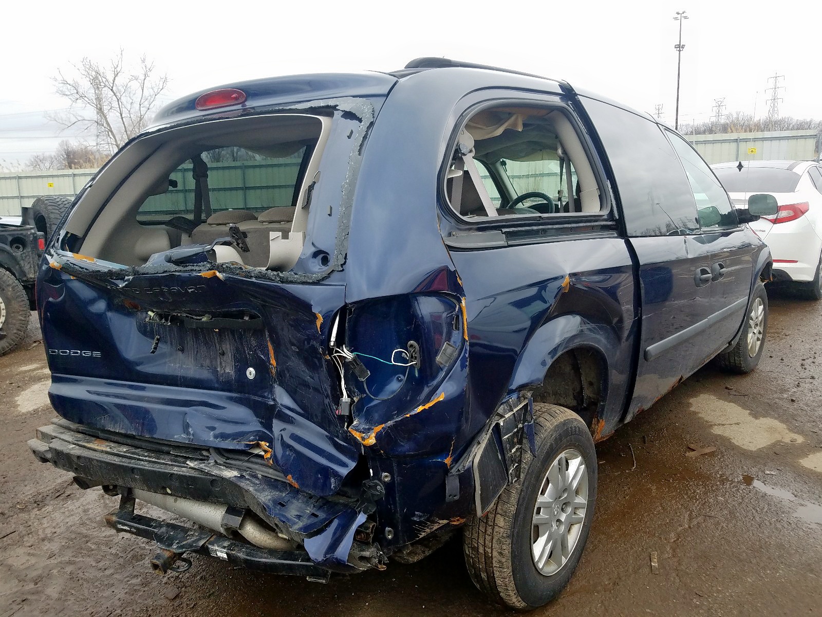 Photo 4 from auction – 2006 DODGE GRAND CARA with VIN 1D4GP24R76B588817