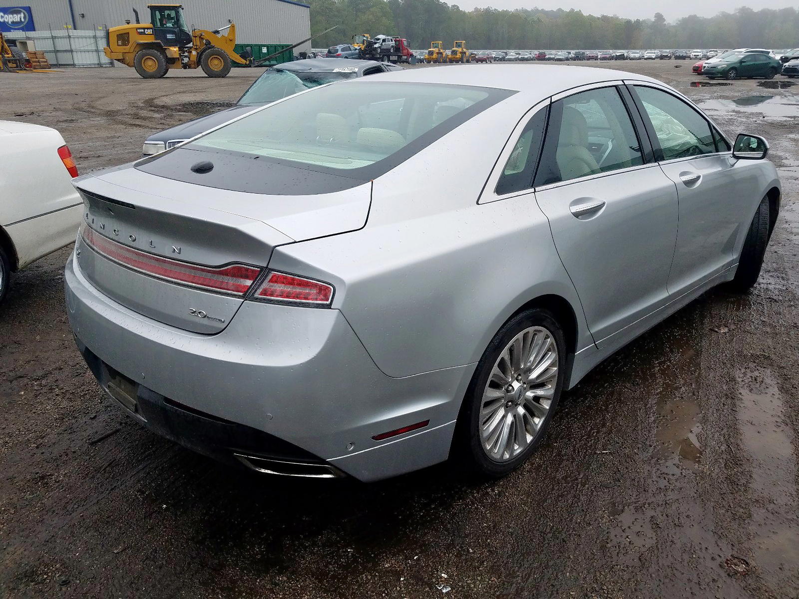 Photo 4 from auction – 2013 LINCOLN MKZ with VIN 3LN6L2G98DR821253