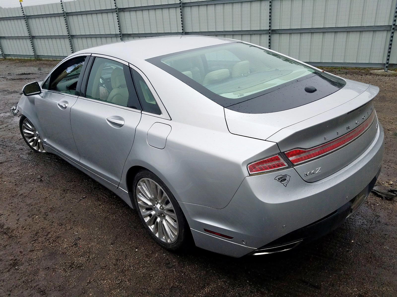 Photo 3 from auction – 2013 LINCOLN MKZ with VIN 3LN6L2G98DR821253