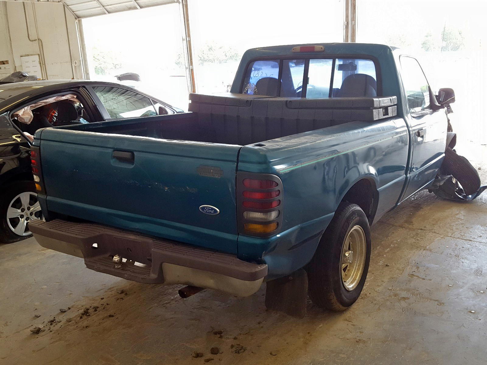 Photo 4 from auction – 1997 FORD RANGER with VIN 1FTCR10A8VUC65587
