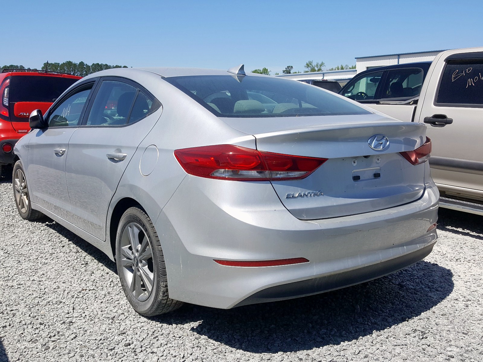 Photo 3 from auction – 2017 HYUNDAI ELANTRA SE with VIN 5NPD84LF5HH034452