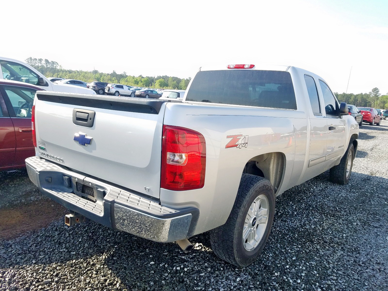 Photo 4 from auction – 2011 CHEVROLET SILVERADO with VIN 1GCRKSE34BZ426563