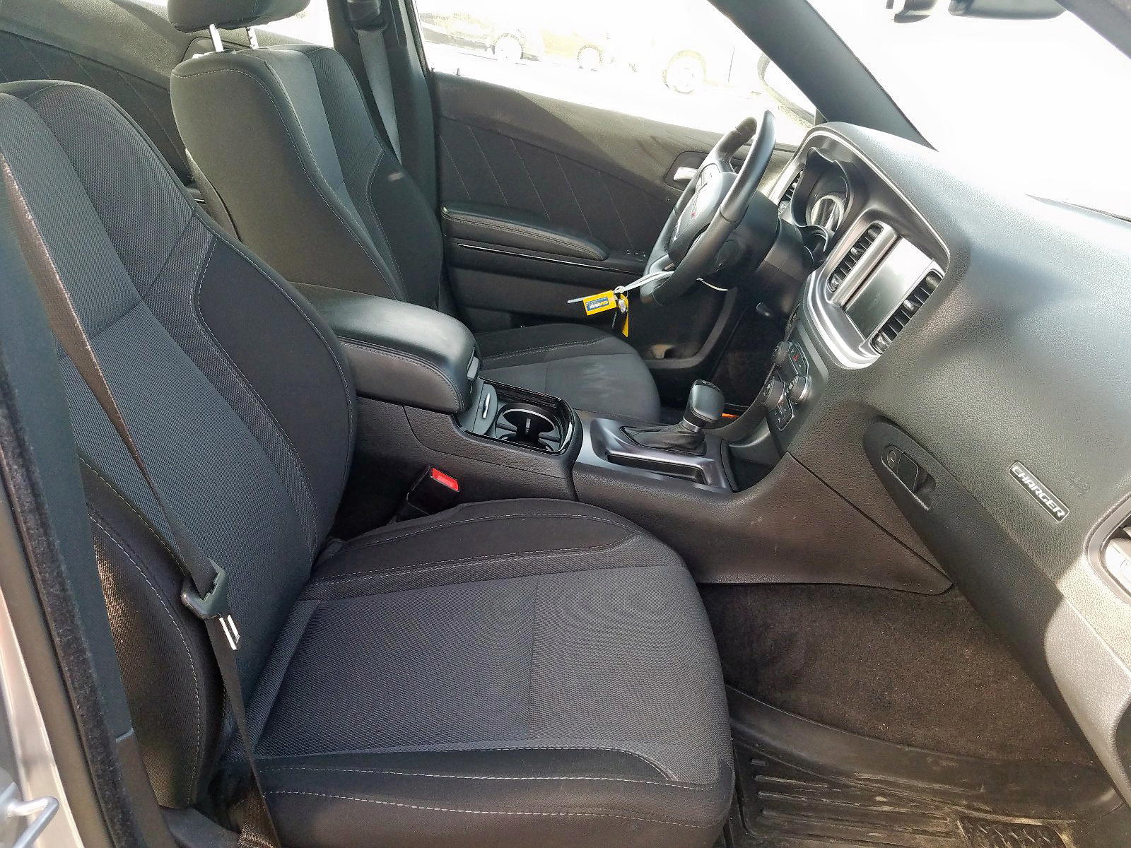 Photo 5 from auction – 2016 DODGE CHARGER SX with VIN 2C3CDXHG6GH140396