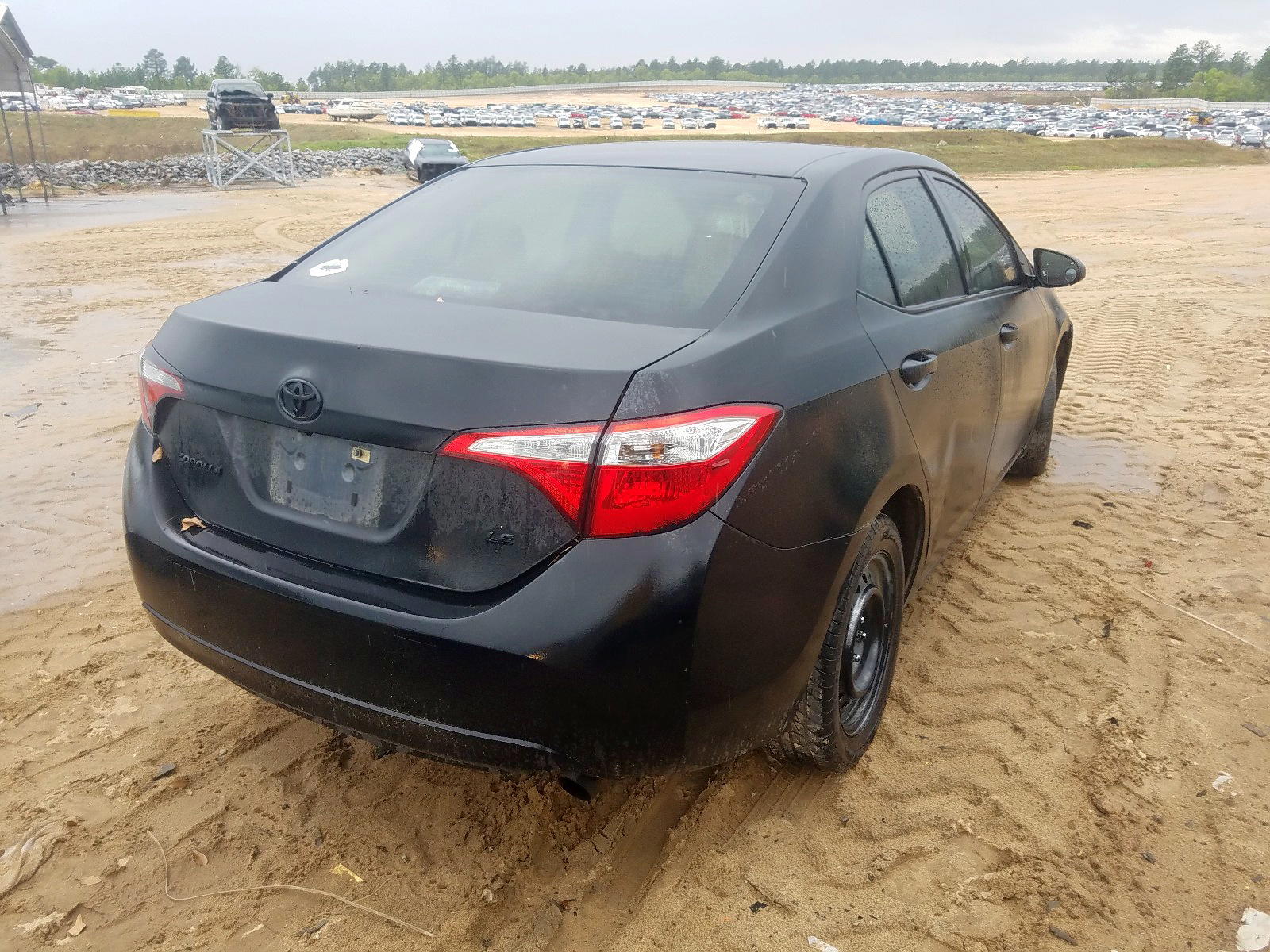 Photo 4 from auction – 2016 TOYOTA COROLLA L with VIN 5YFBURHE0GP486312